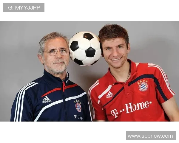 穆勒足球卡片收藏价值与历史回顾:揭开传奇球星背后的故事 穆勒足球卡片收藏价值与历史回顾:揭开传奇球星背后的故事