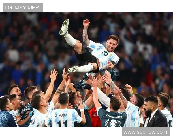 世界男足球星传奇人物盘点:从贝利到梅西的巅峰之路