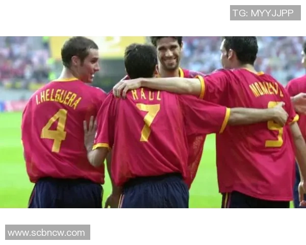 劳尔：西班牙足球传奇之路与荣誉成就解析